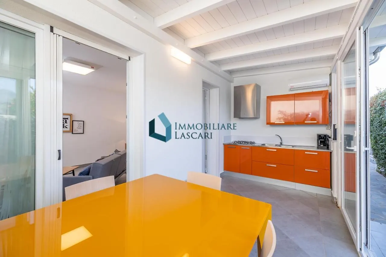 Villa Bianca 2 A 100 Metri Dalla Spiaggia Lascari Holiday home