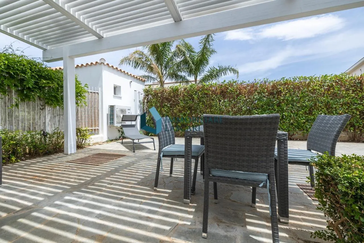 Villa Bianca 2 A 100 Metri Dalla Spiaggia Lascari Holiday home